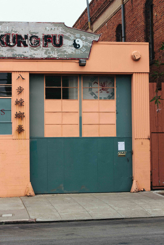 the outside of a kung fu school in san francisco