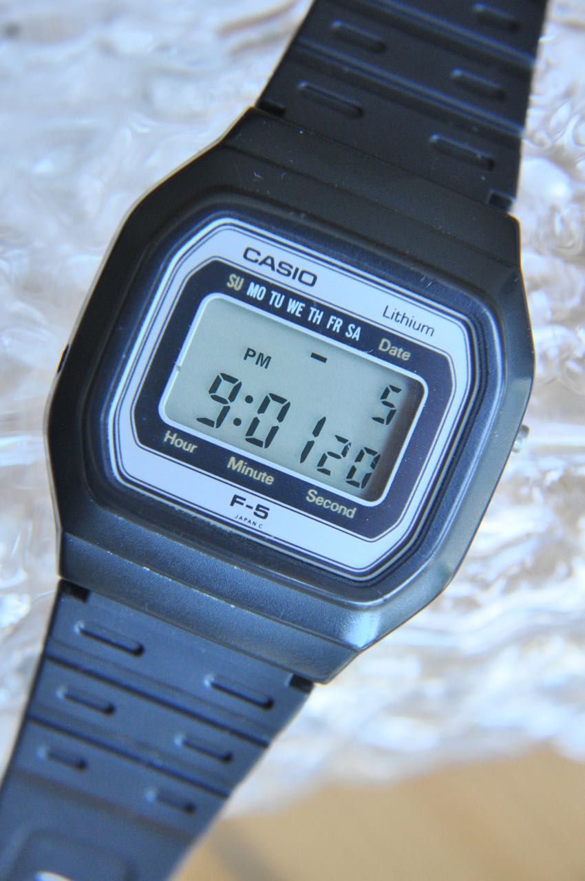 Everest Journal The Iconic Casio F-91W