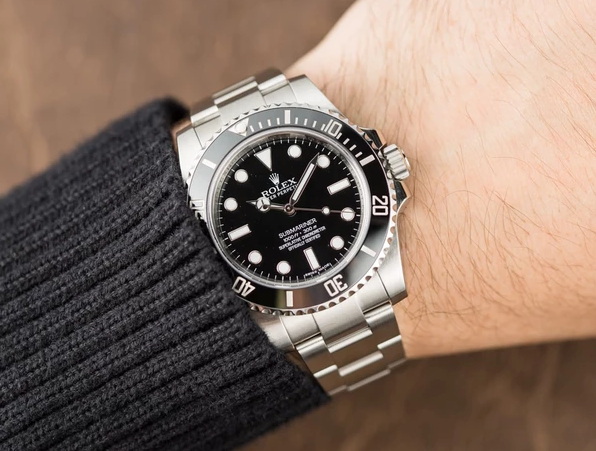 Submariner 114060 Review - Everest 