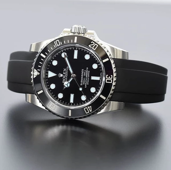Submariner 114060 Review | Everest Bands