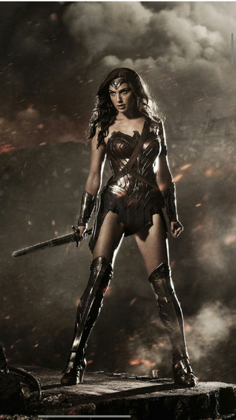 Gal Gadot As Wonder Woman And Her New Costume Jack Of All Trades Clothing 