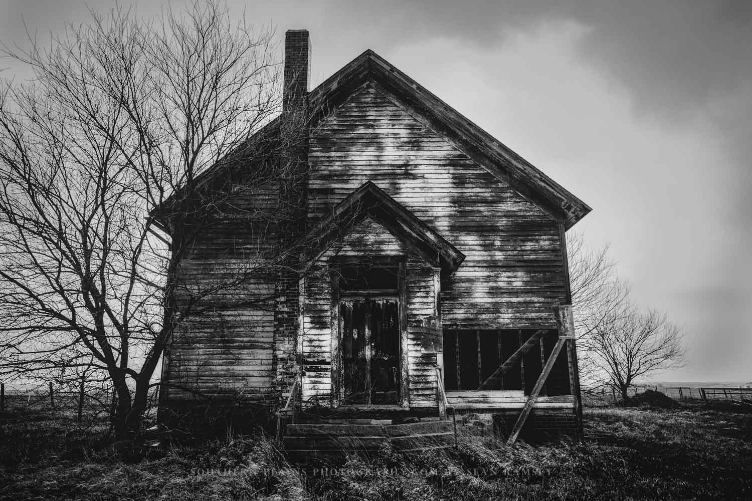 schoolhouse black and white