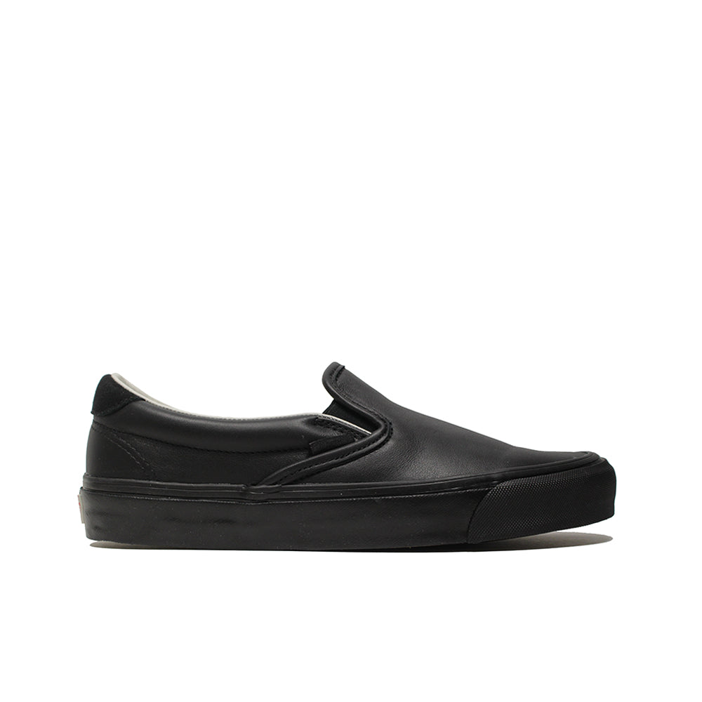 vans vault black slip on