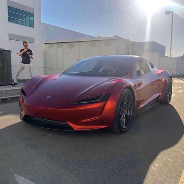 A Closer Look At The Upcoming Tesla Roadster