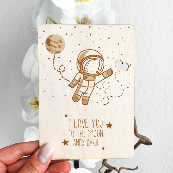 Suzu Papers - Holzkarte Love you to the moon and back
