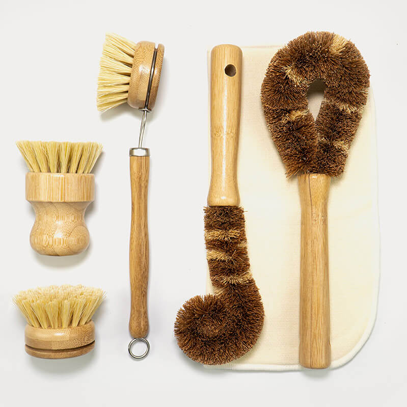 Pot & Pan Scrub Brush — Eco Maniac Company