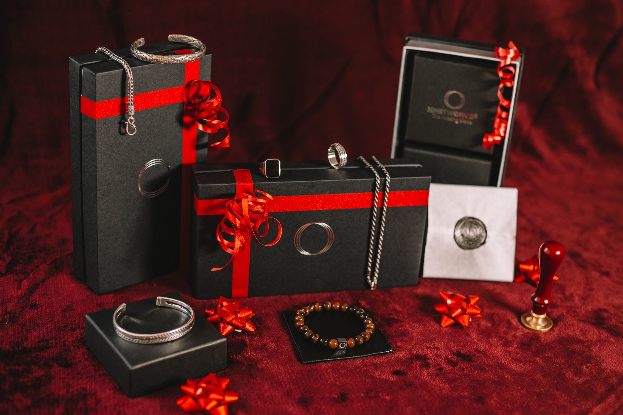 Best jewellery gifts for men
