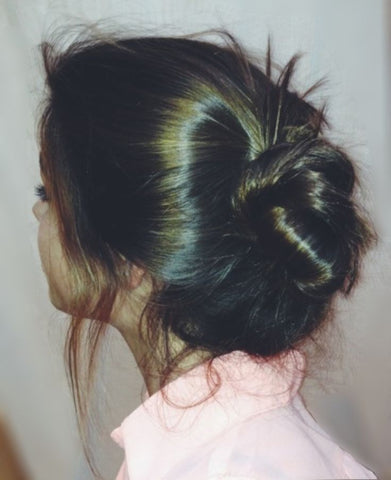 Low Bun Hairstyle: Simple Guide for Low Bun Hairstyle on Yourself