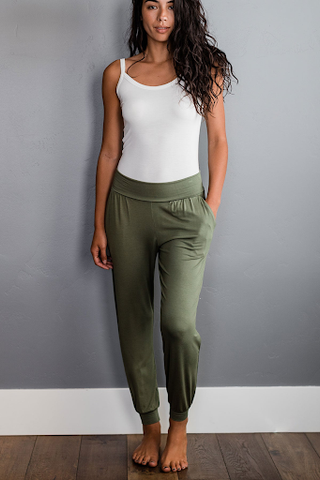 Packing to feel at home | YALA Bamboo Joggers