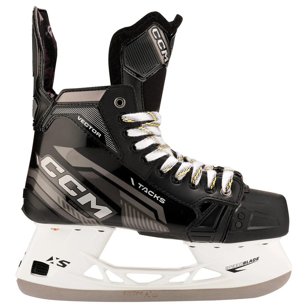 CCM Intermediate Tacks VECTOR Hockey Player Skate