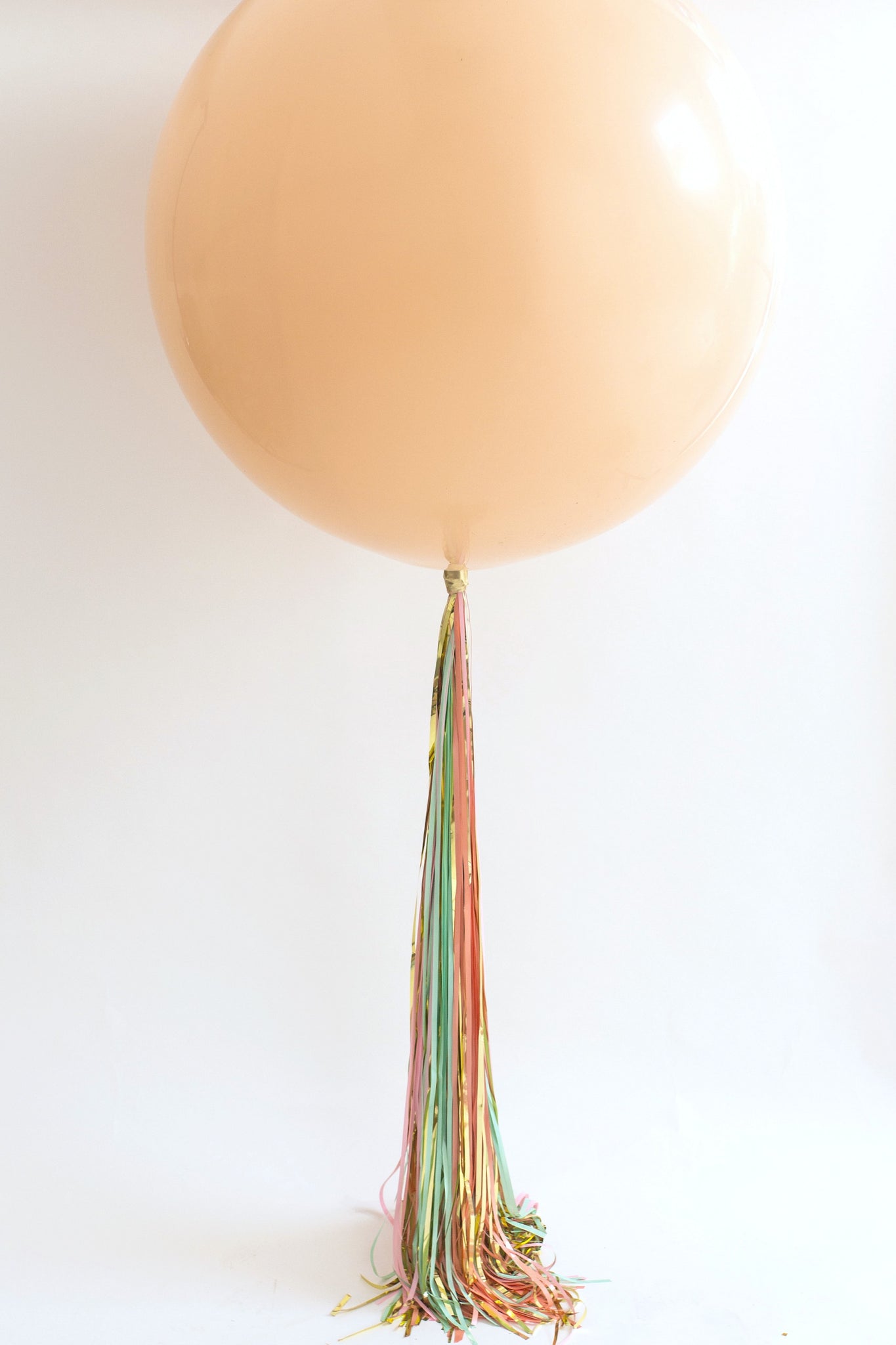 Easiest Quickest Balloon Tassel Tail Ever! Balloon Tassel Hack