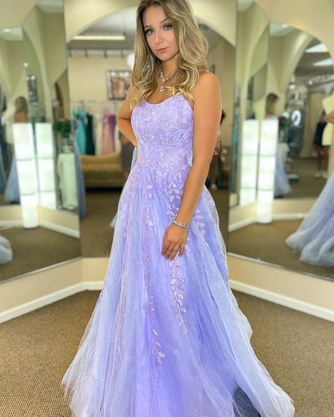 2023 Lilac Lace Prom Dresses