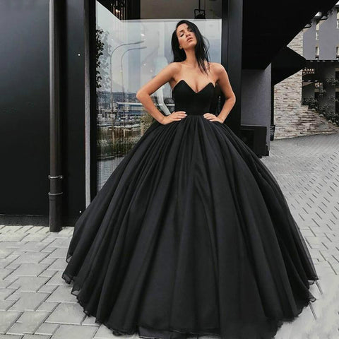 2024 Simple Black Wedding Dresses Gothic