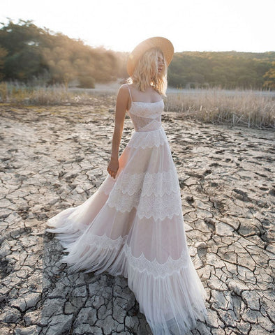 Vestido de novia bohemio de encaje de línea A