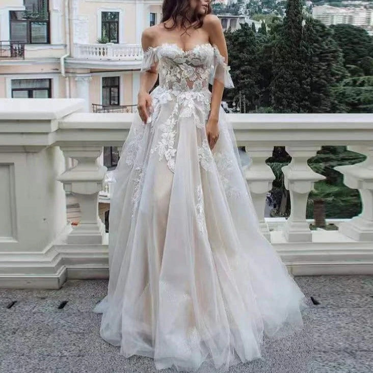 Bohemian Lace Wedding Dresses 2023
