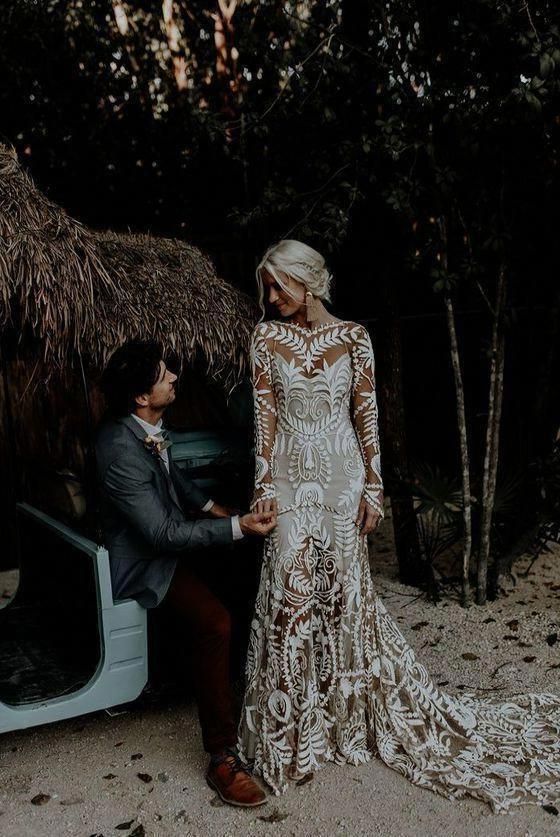 Timeless Wedding Dresses To Lookout : Exquisite lace, sequins +