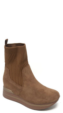 Martha Sock Boots in Tan – Redlane.ie