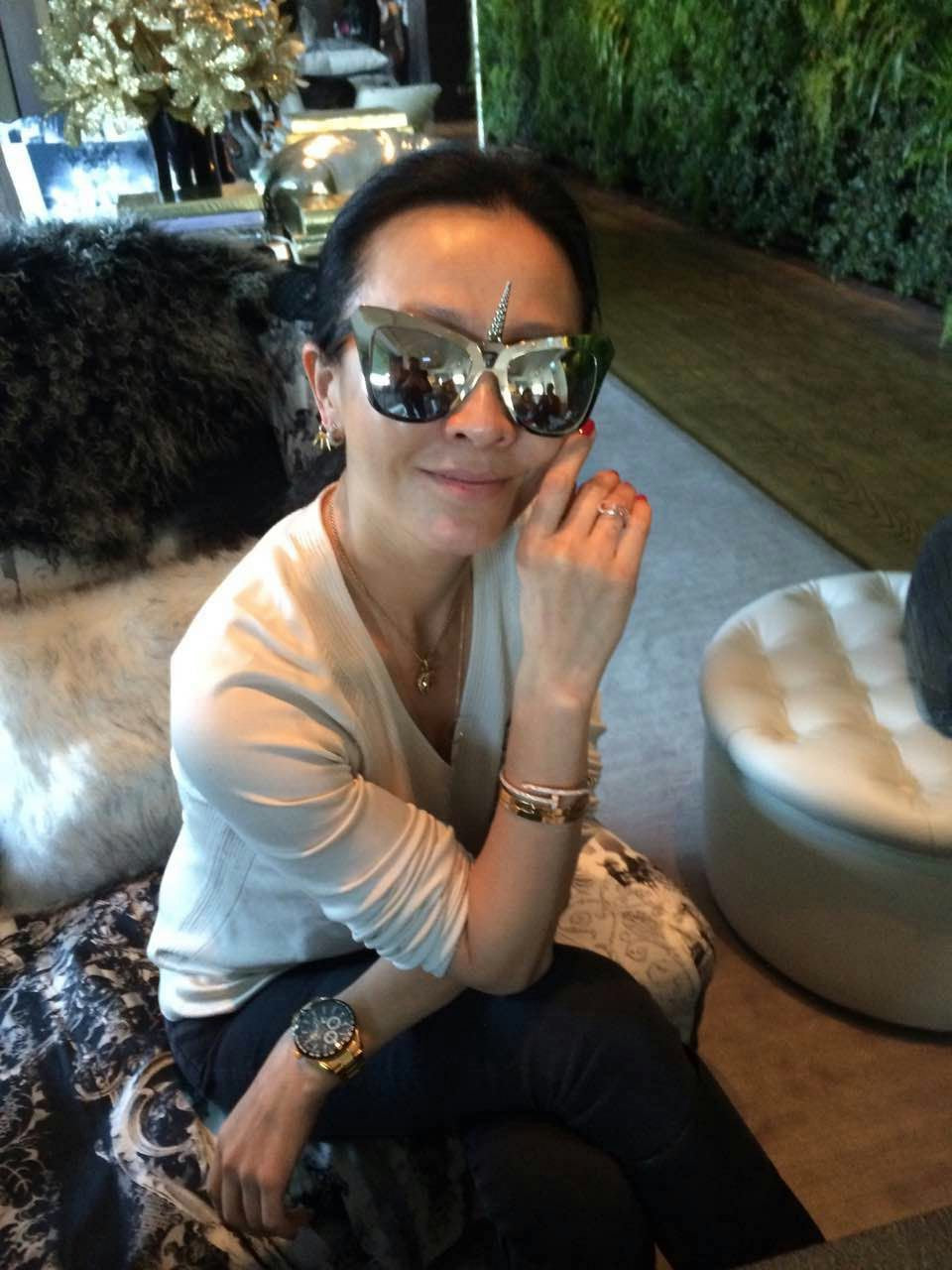 Actress Carina Lau 劉嘉玲 wears REVE by RENE unicorn I am the limited edition sunglasses