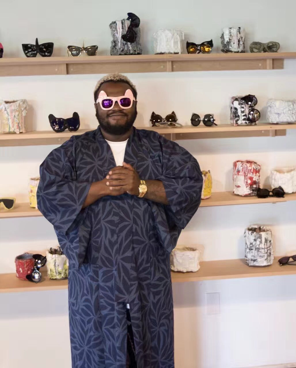 American singer songwriter James Fauntleroy wears  REVÉ by RENÉ Make Me Meow Bon Bon Pink Sunglasses.