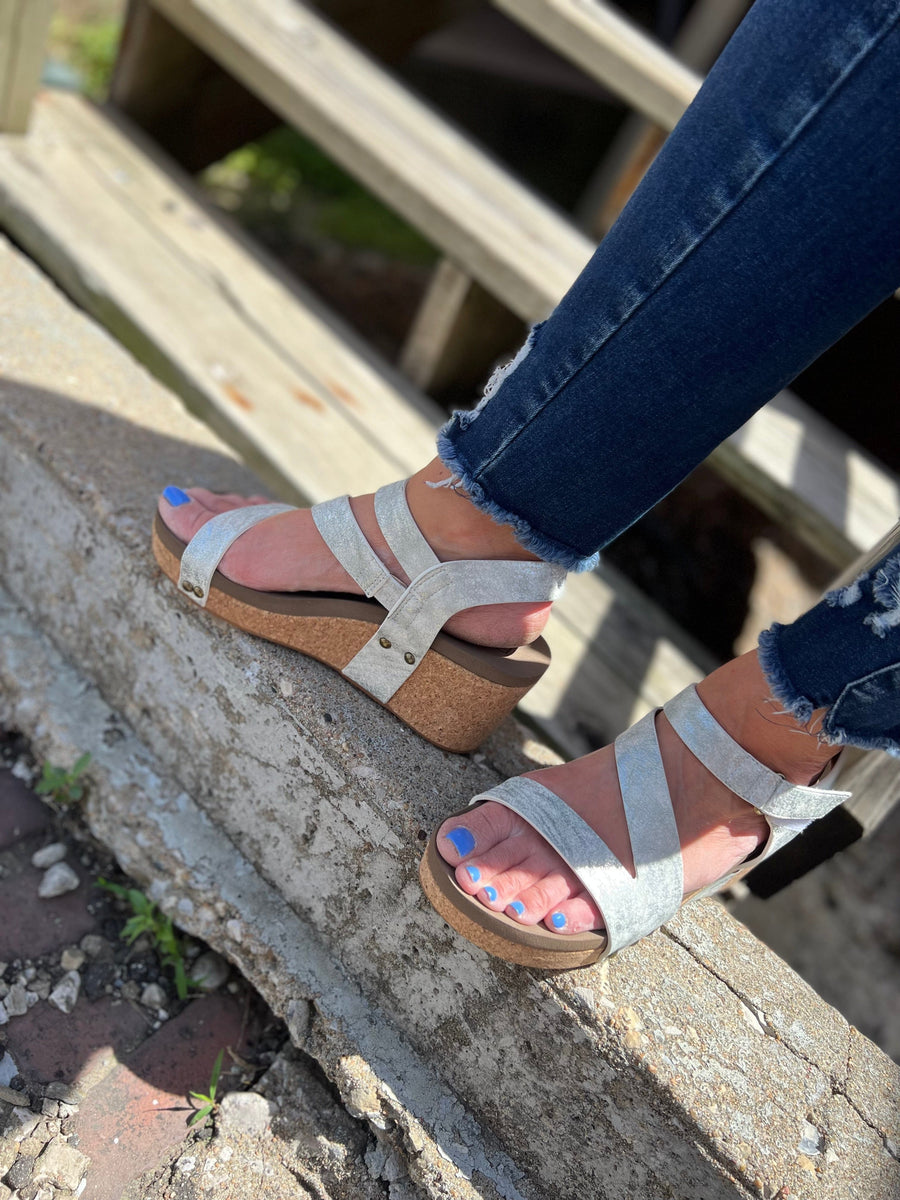 Corkys Spring Fling Wedge White – The Sparkly Pig