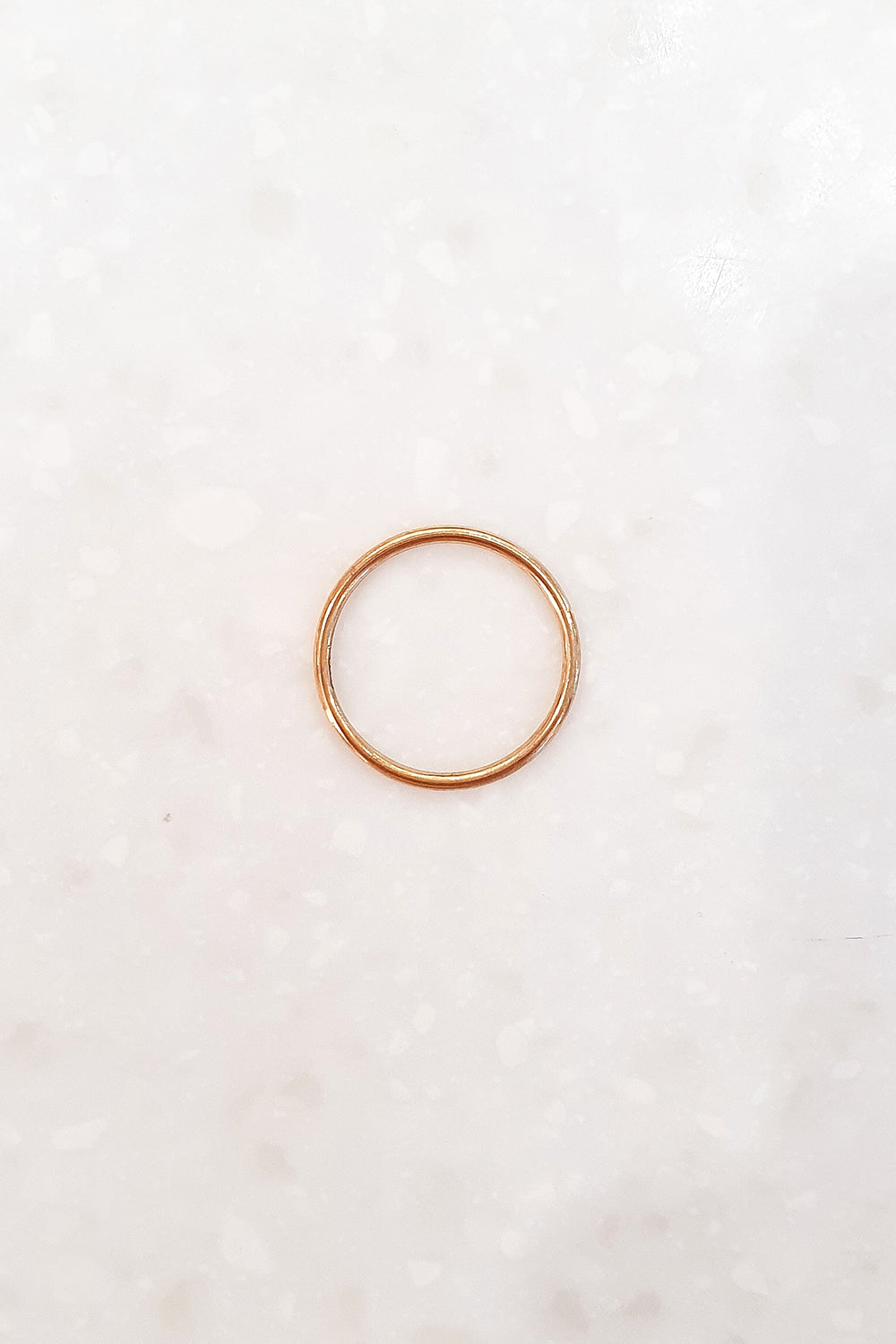 MINIMALIST GOLD RING