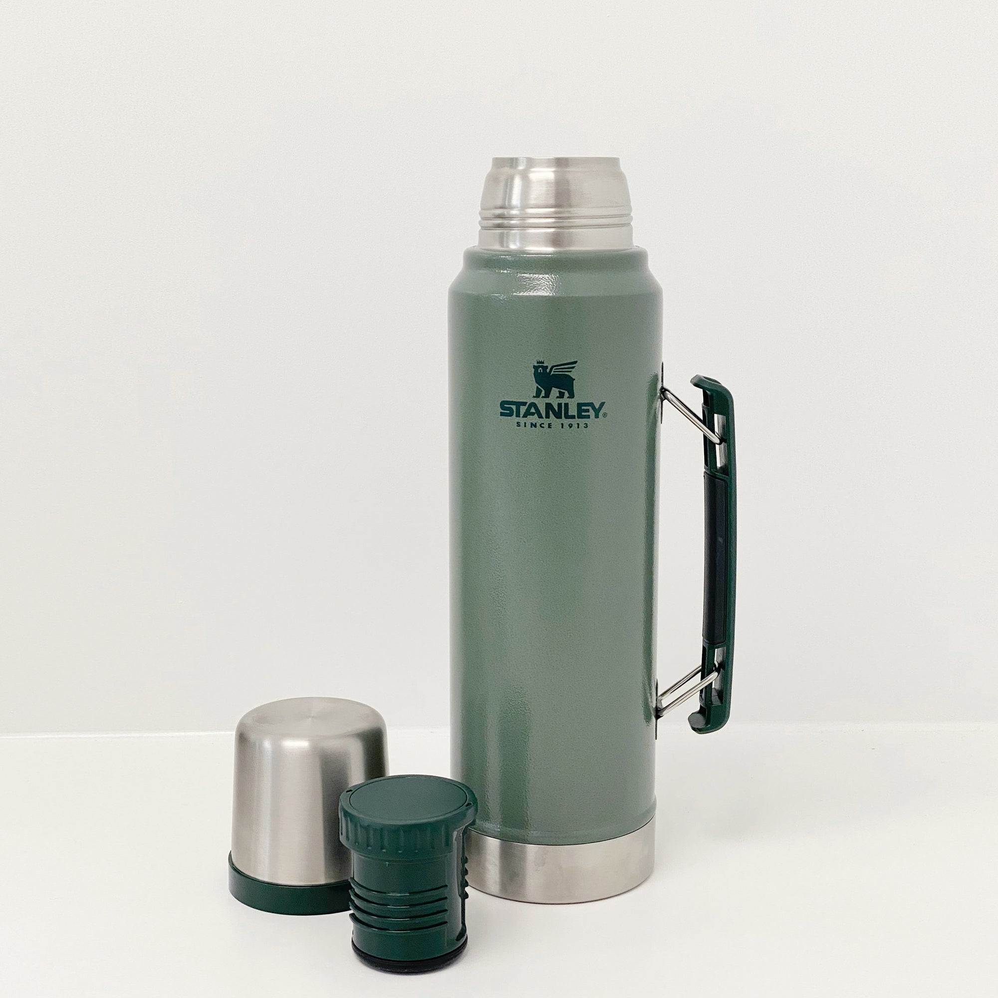stanley classic thermos