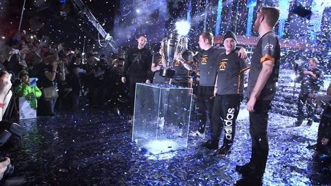 CO2 Cryo Jet and Confetti Cannon For Esports