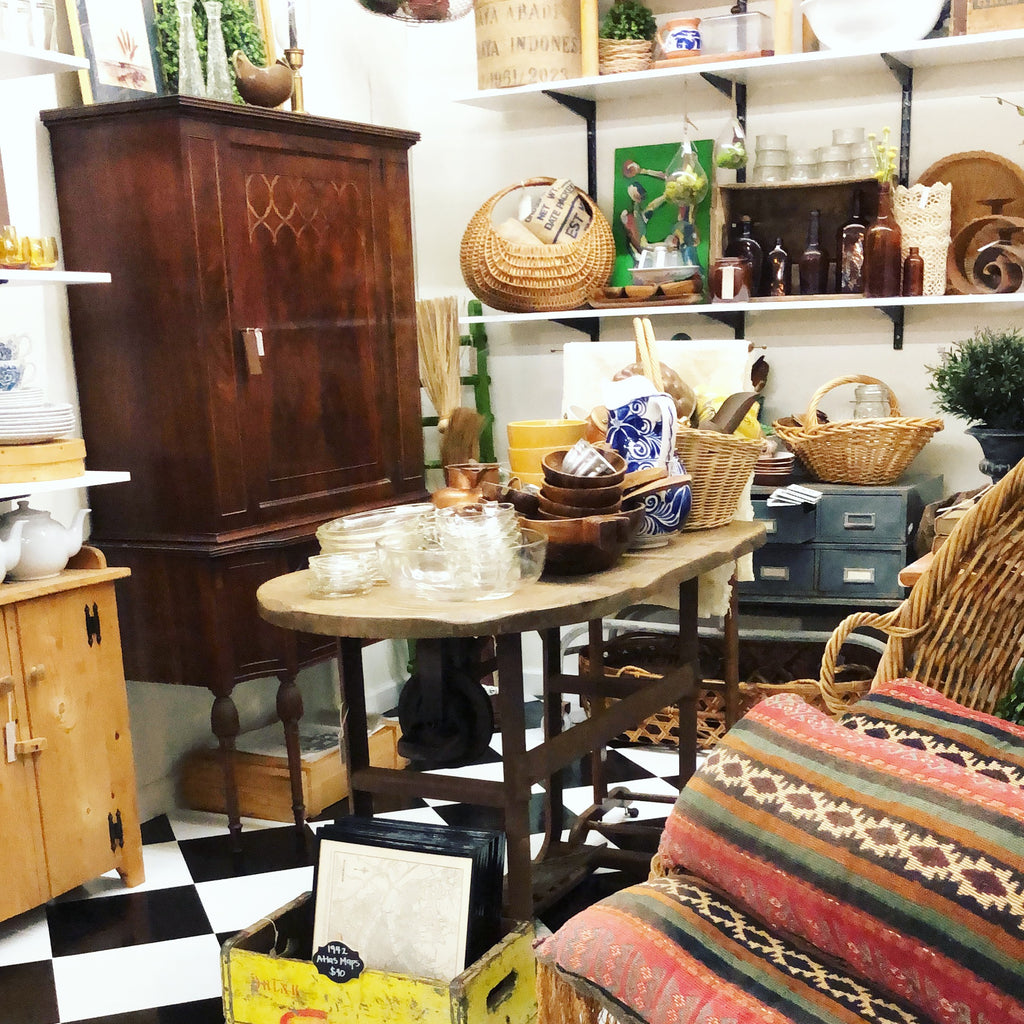 Antique mall booth ideas