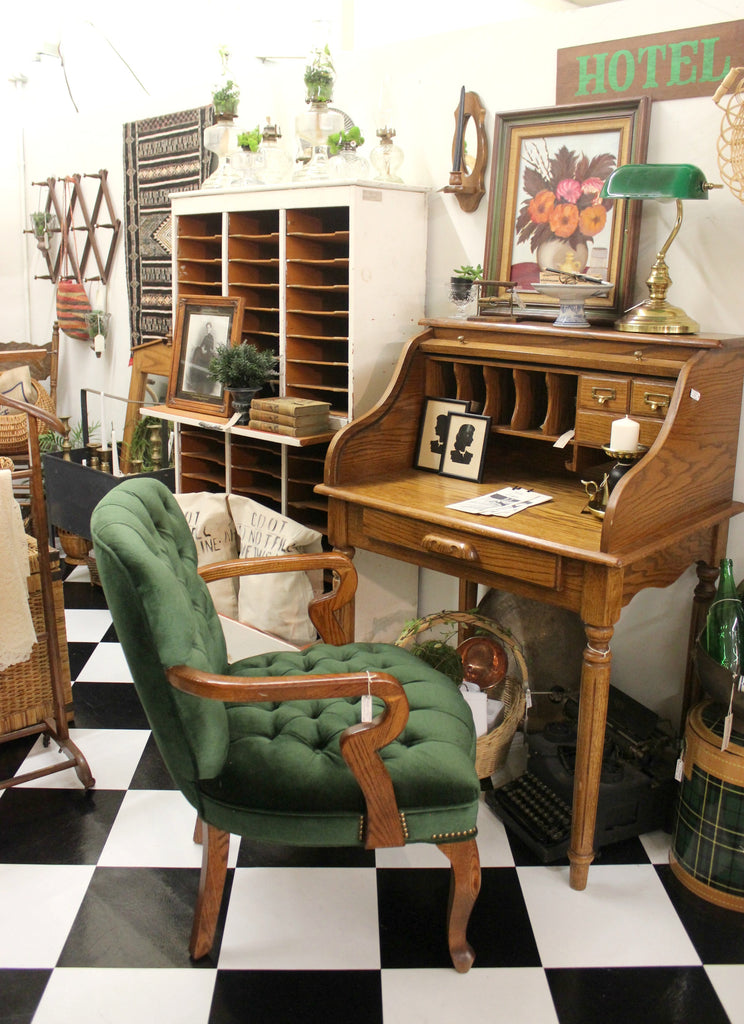 Antique mall booth ideas