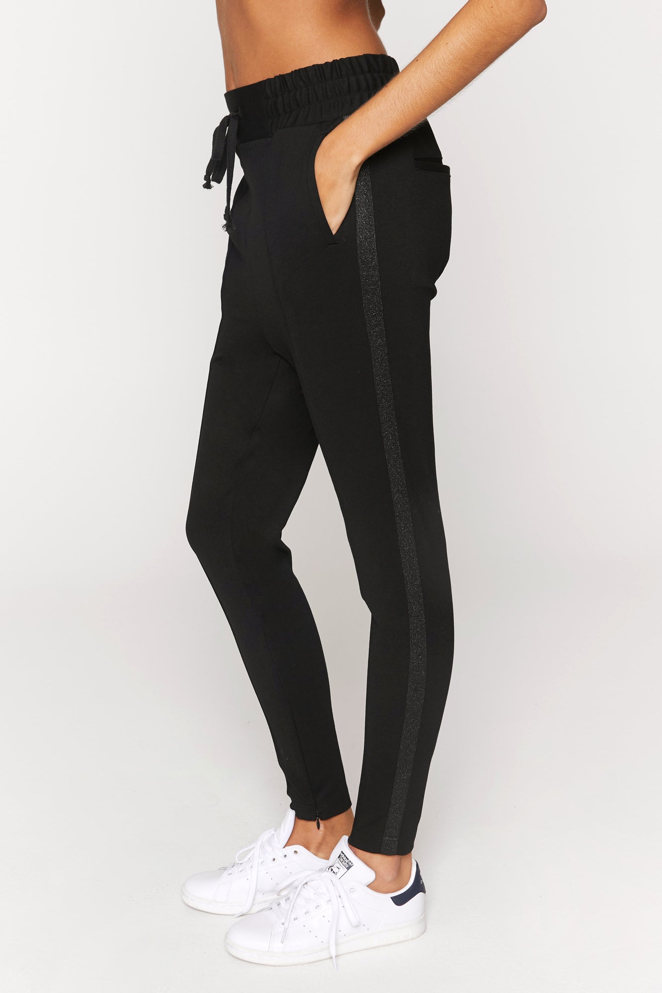 Skinny Track Pant VINTAGE BLACK – Spiritual Gangster