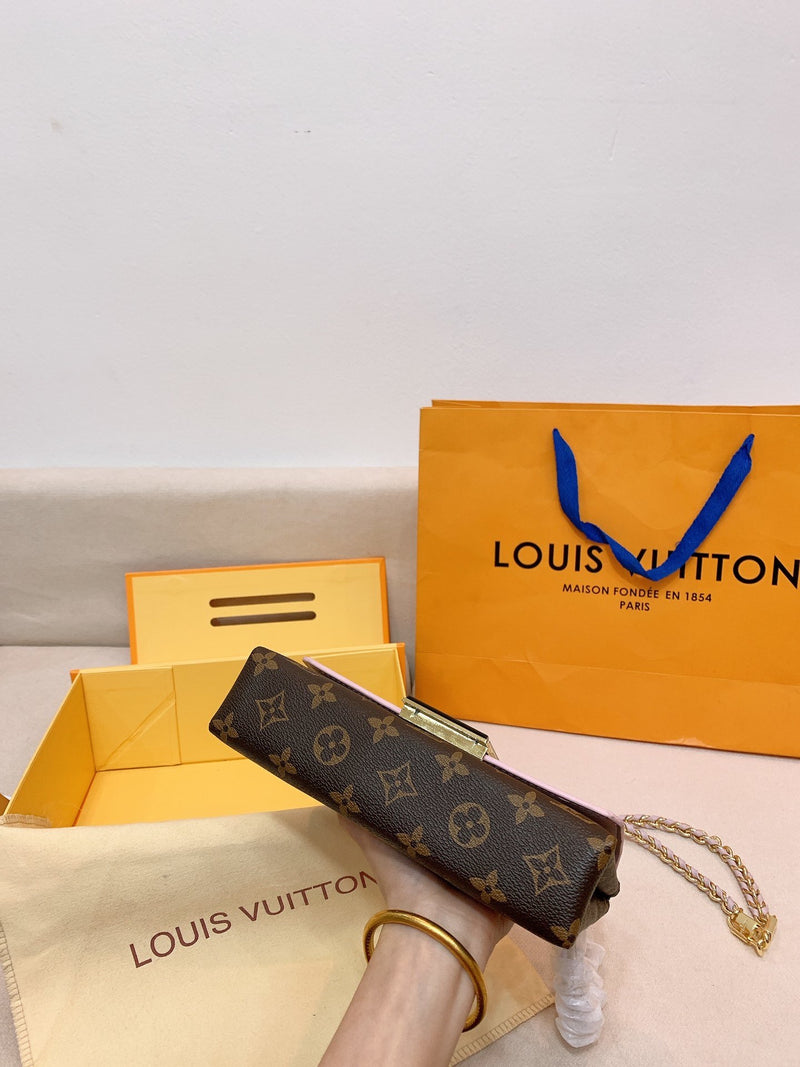Louis Vuitton Pochette LV Thelma Handbag – Technapology