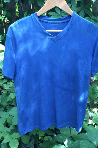 Mens vneck natural indigo dyed