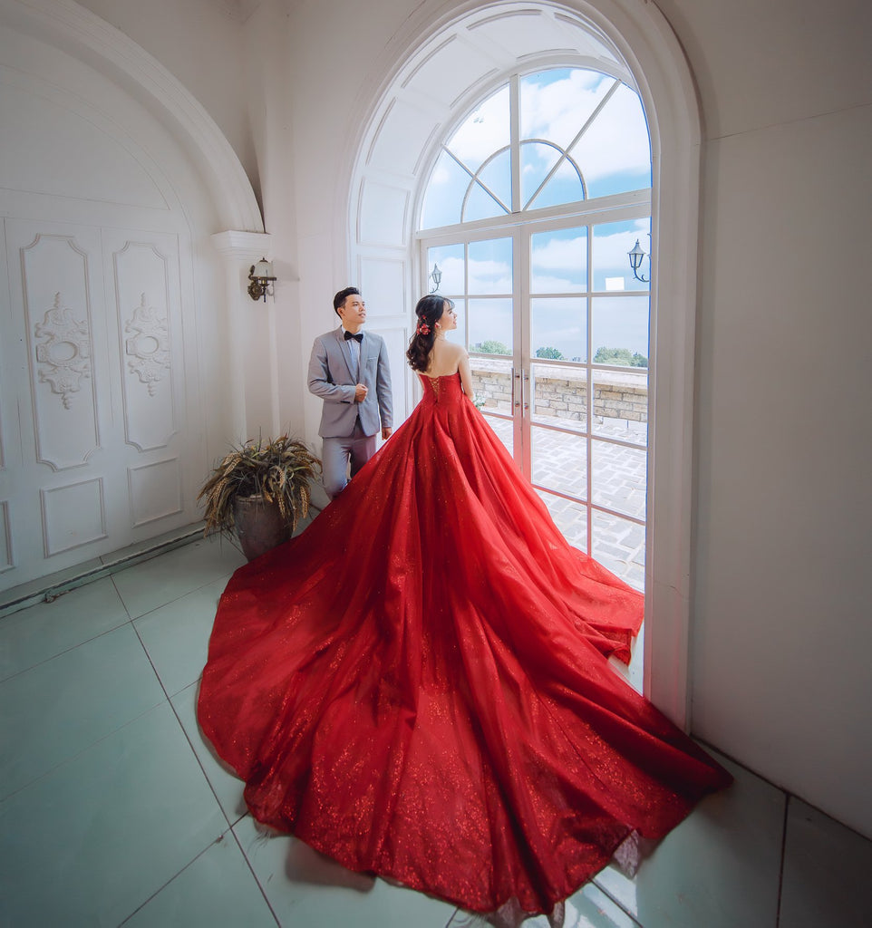 2020 New Ball Gown White And Red Wedding Dresses Long Sleeves Princess Lace  Tulle Colorful Vintage Bridal Gowns With Color Custom Made From 81,74 € |  DHgate