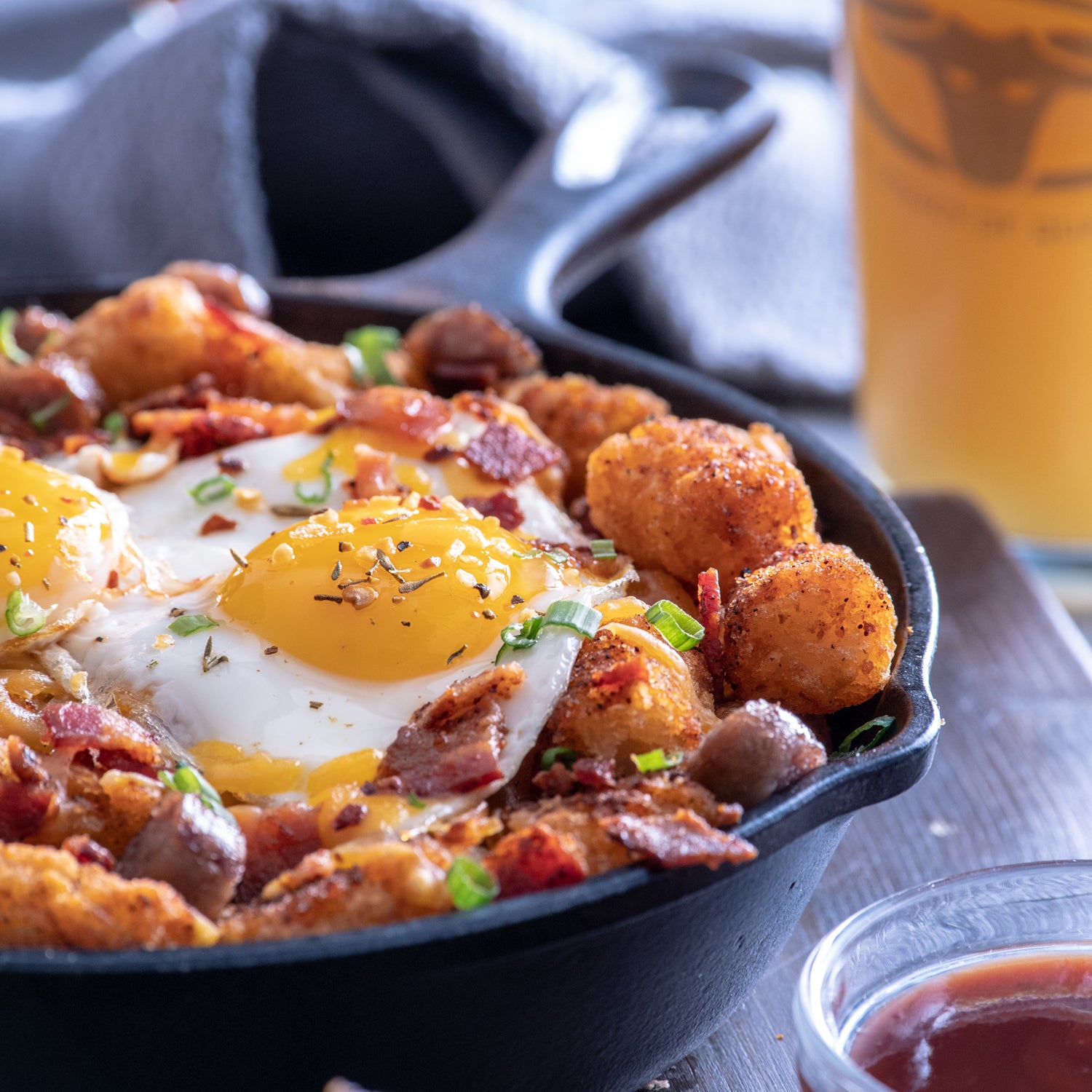 Brown Sugar Tater Tots With Bacon, Sausage & Buttery Eggs – Kinder's BBQ