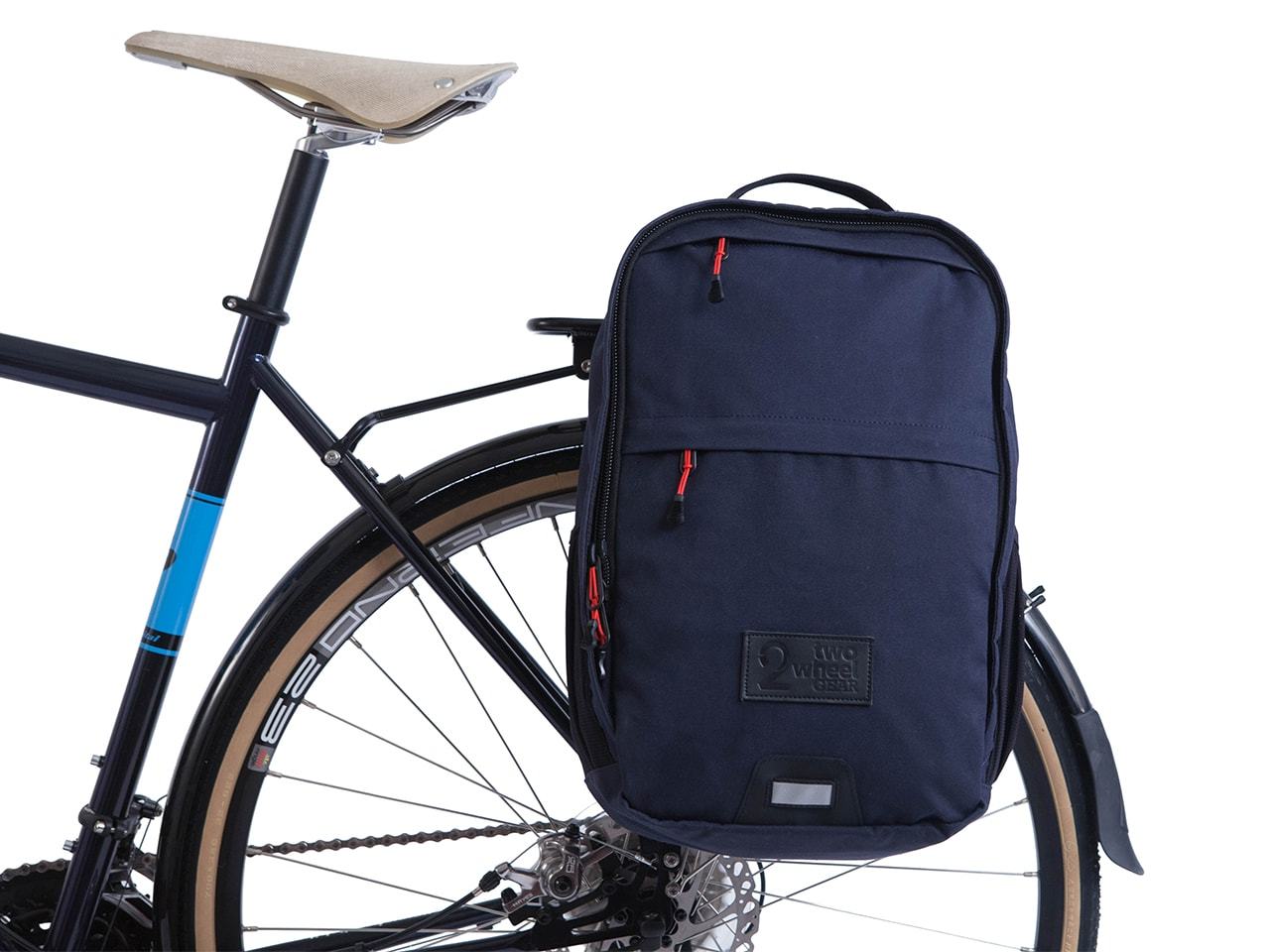 Pannier Backpack Convertible (22 L) - Military Waxed Canvas Navy