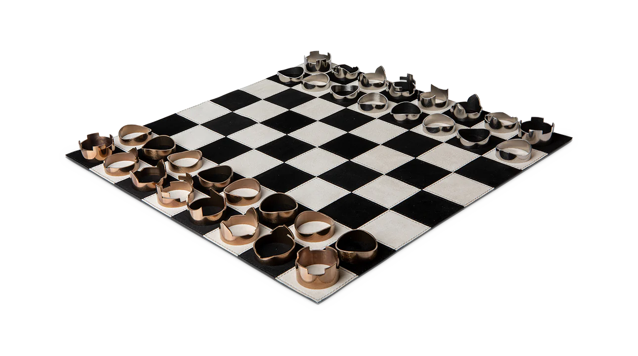 Luxury Chess Set - Modern Geometric Ultra Clear Resin Chess Set