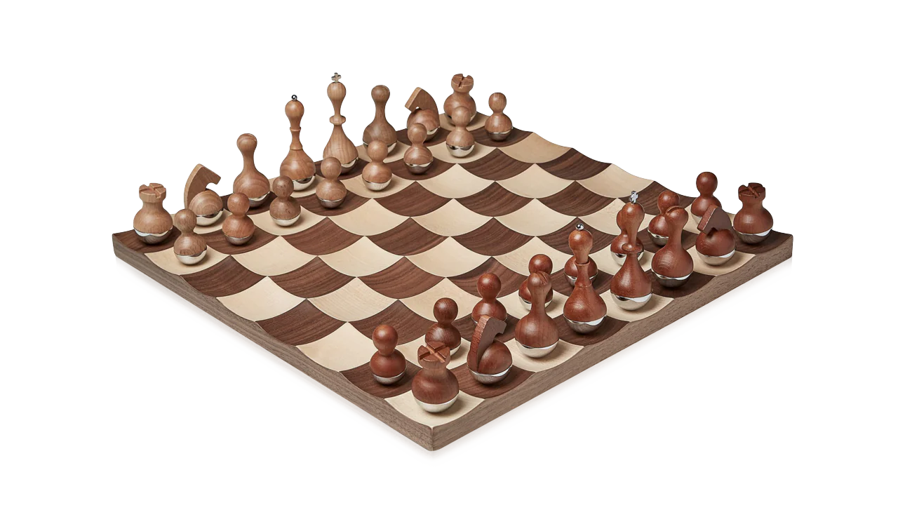 Wobble Chess Set