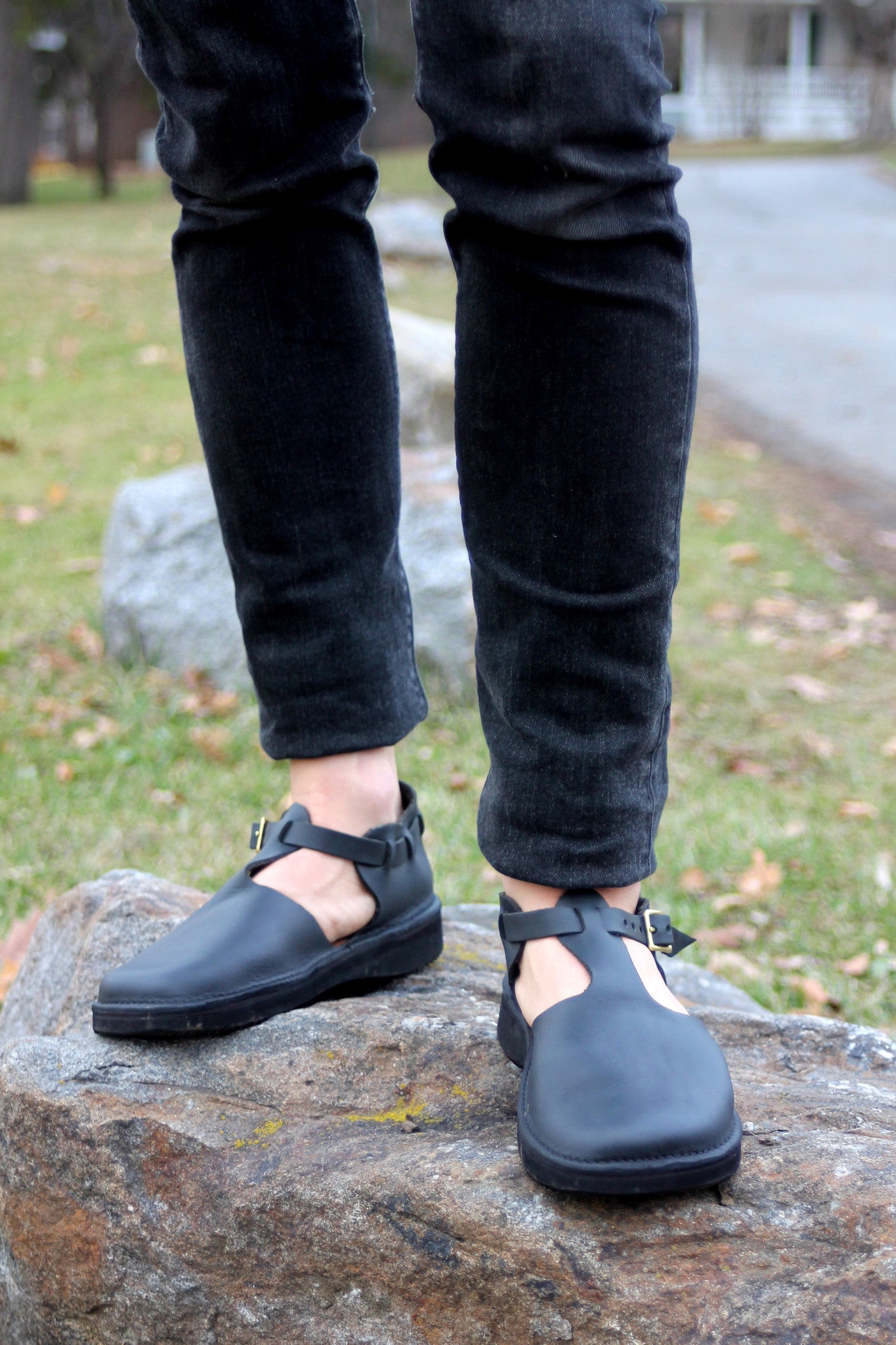 T-Strap - BLACK | Aurora Shoe Co.