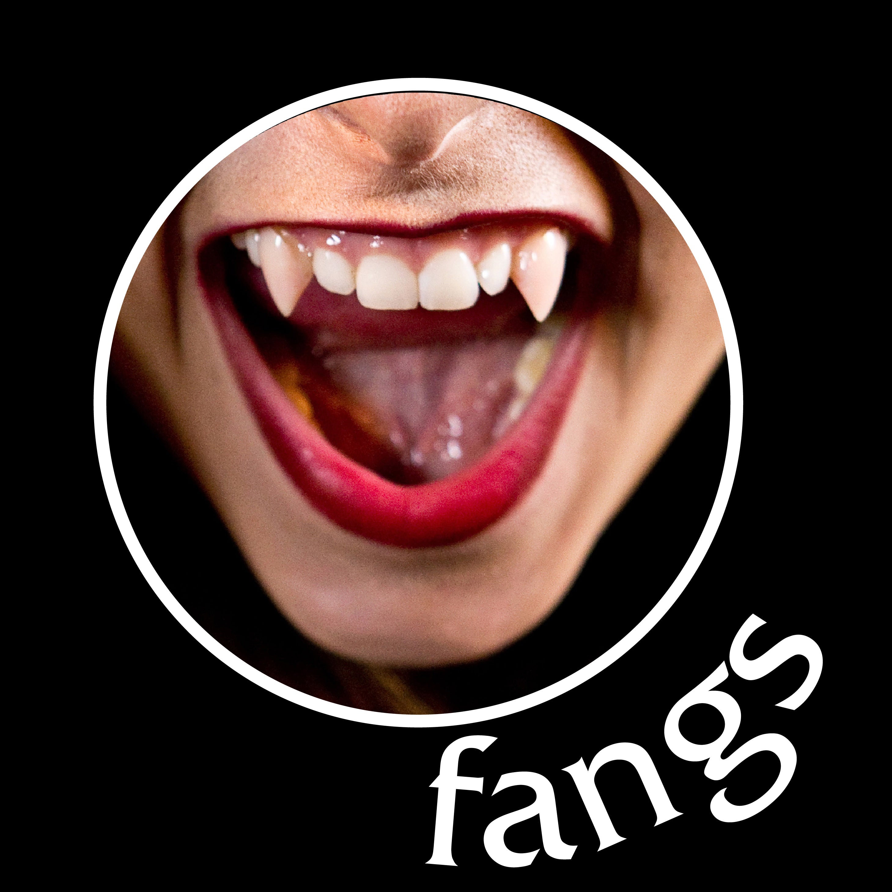 VAMPIRE FANGS | Halloween Contacts