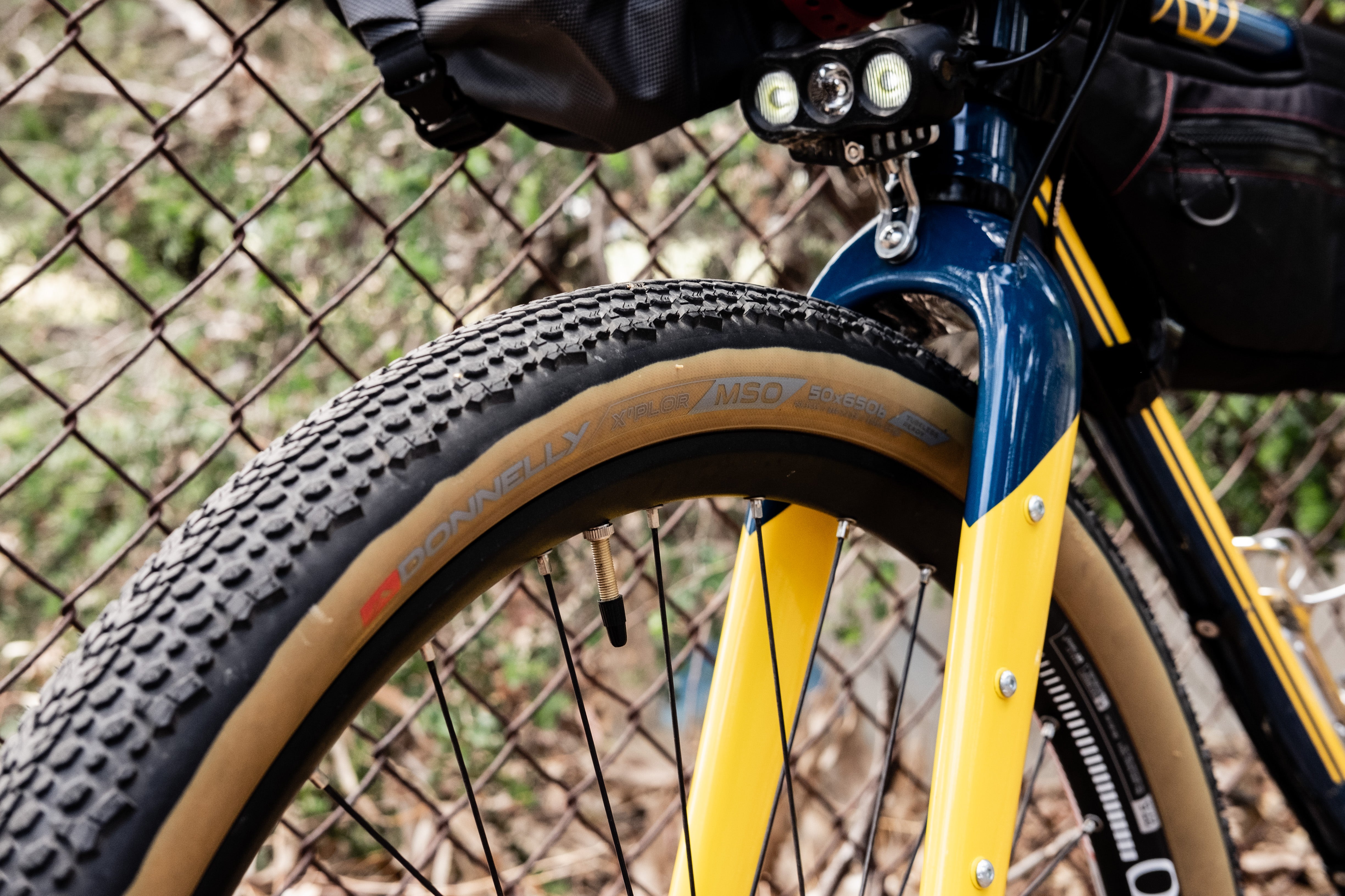 650b x 50mm gravel tires