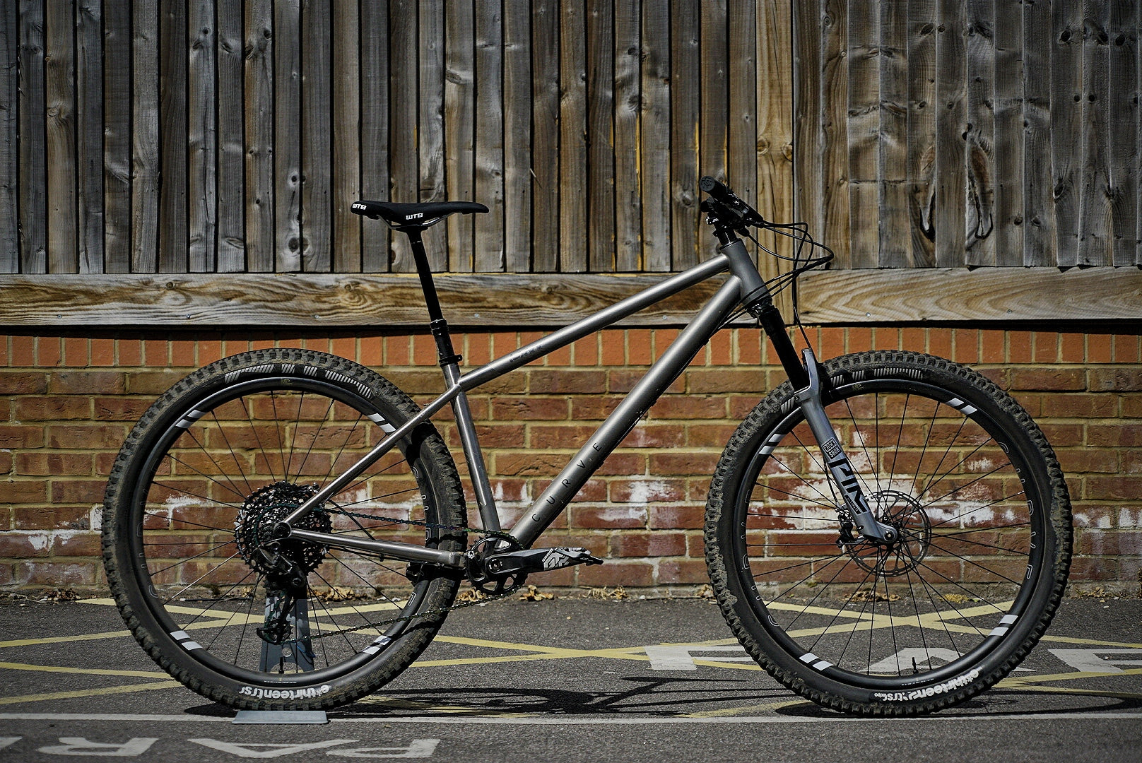 DownRock Titanium Hardtail