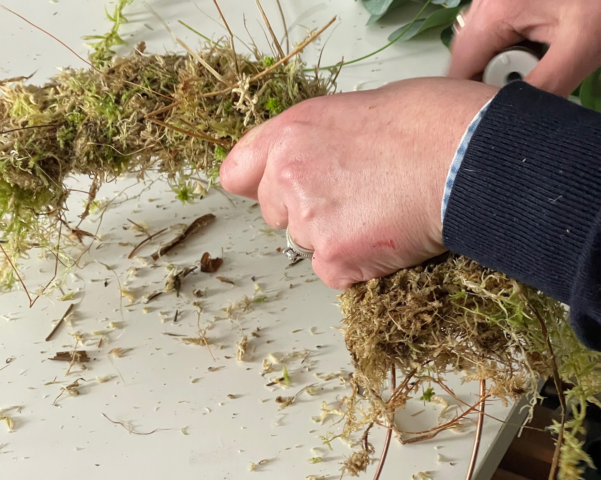 How To Make A Christmas Wreath by Sophie Allport