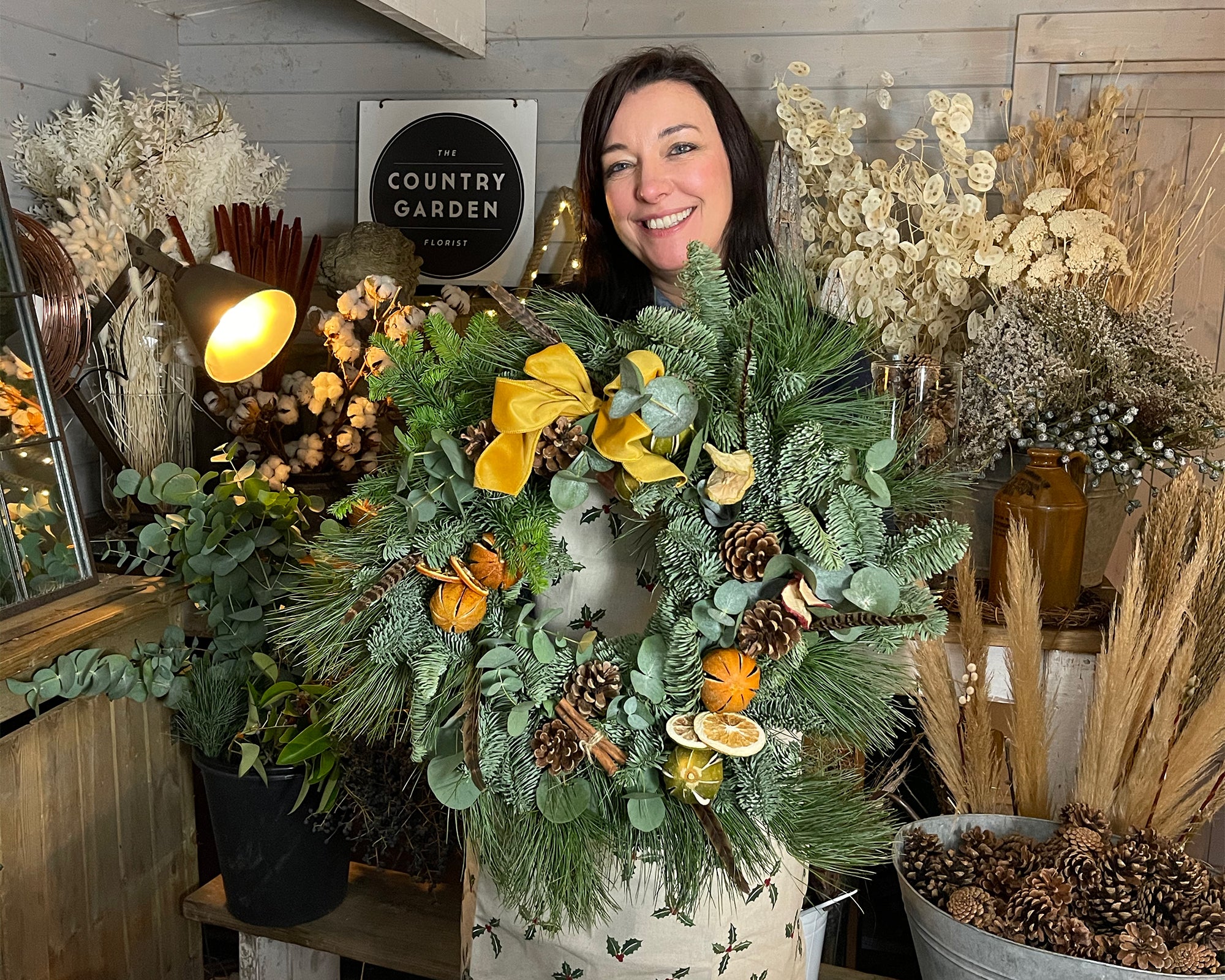 How To Make A Christmas Wreath by Sophie Allport