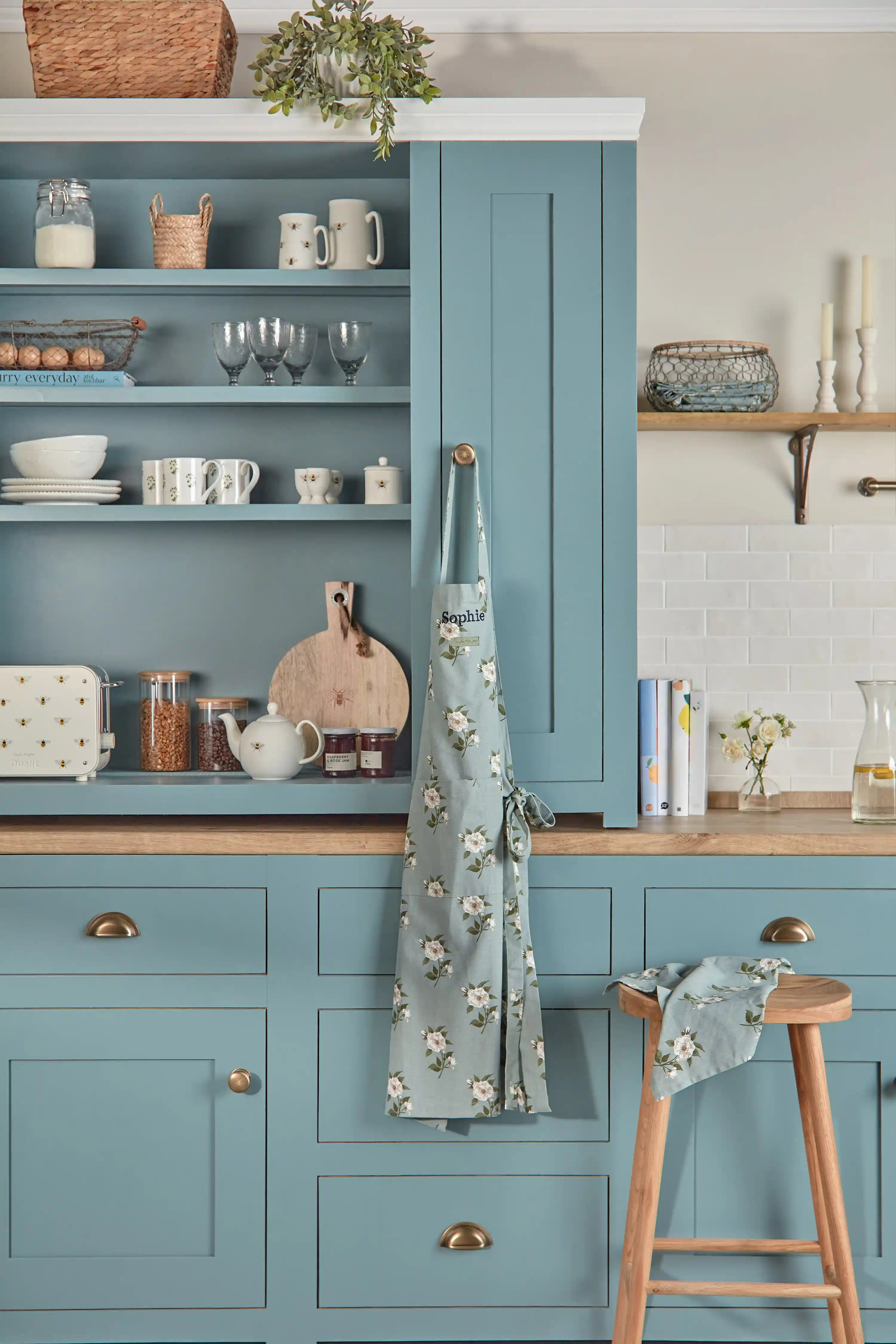 7 Kitchen Styling Tips & Ideas