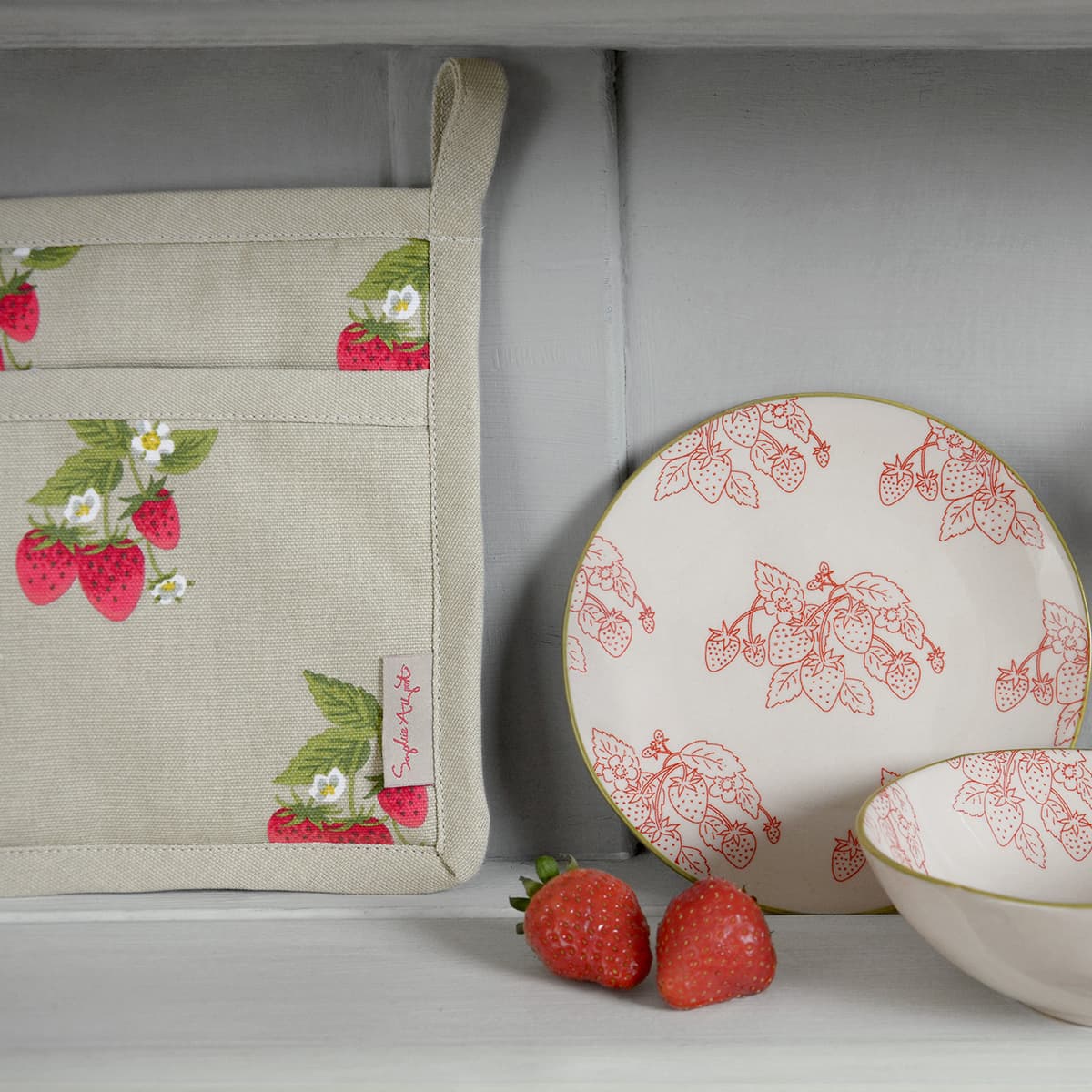 Kate Spade Strawberry Print Kitchen Towel Set