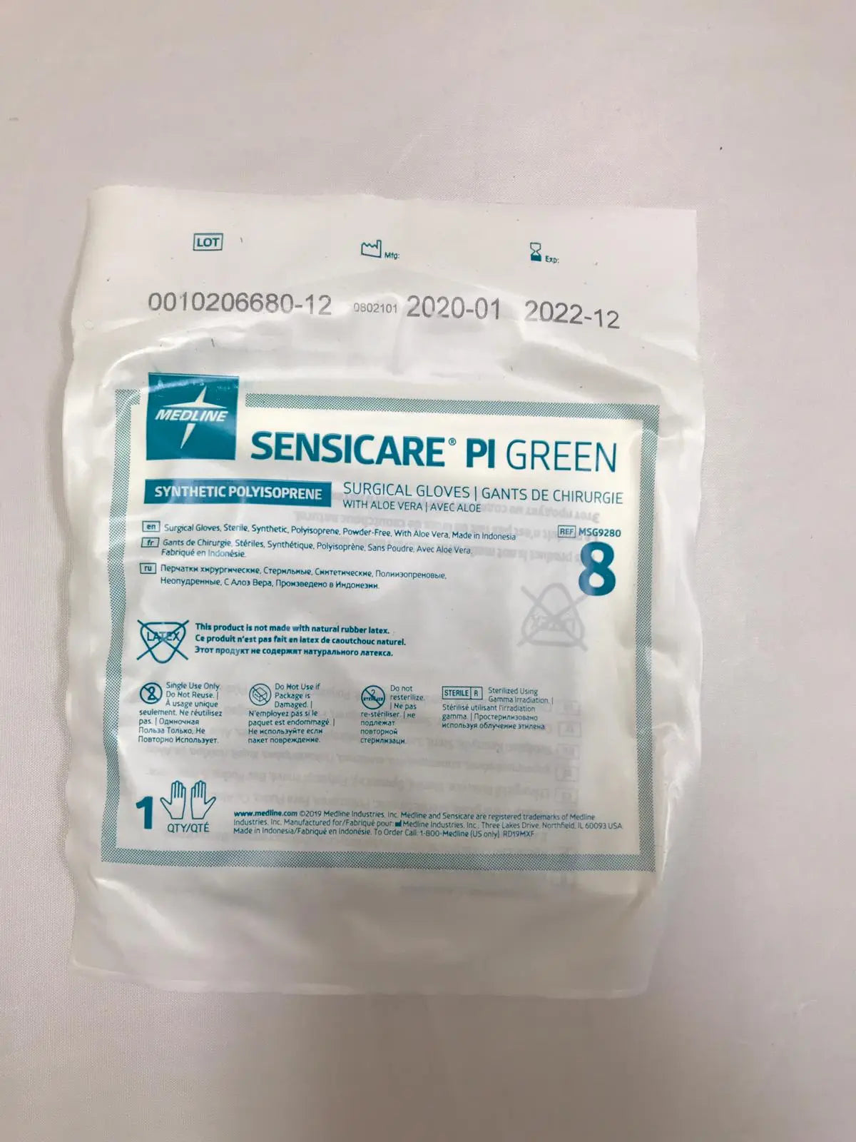 Medline MSG9280 Sensicare PI Green Surgical Gloves Size 8 | KeeboMed