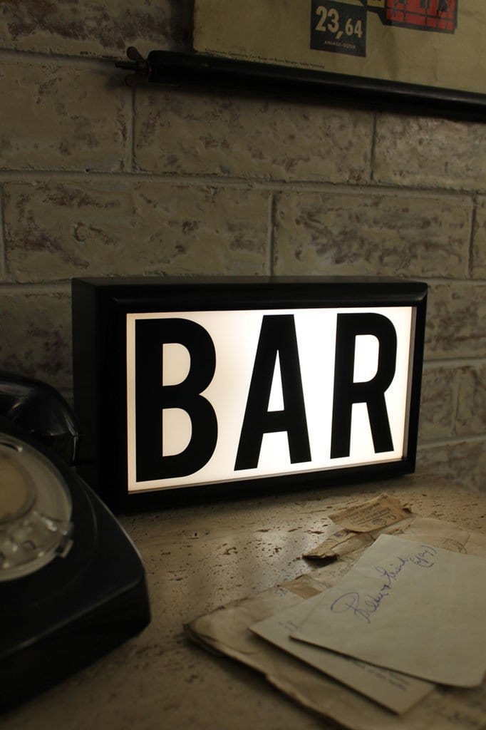 Signe de la boîte lumineuse - Bar | Signes à la main en bois Australie