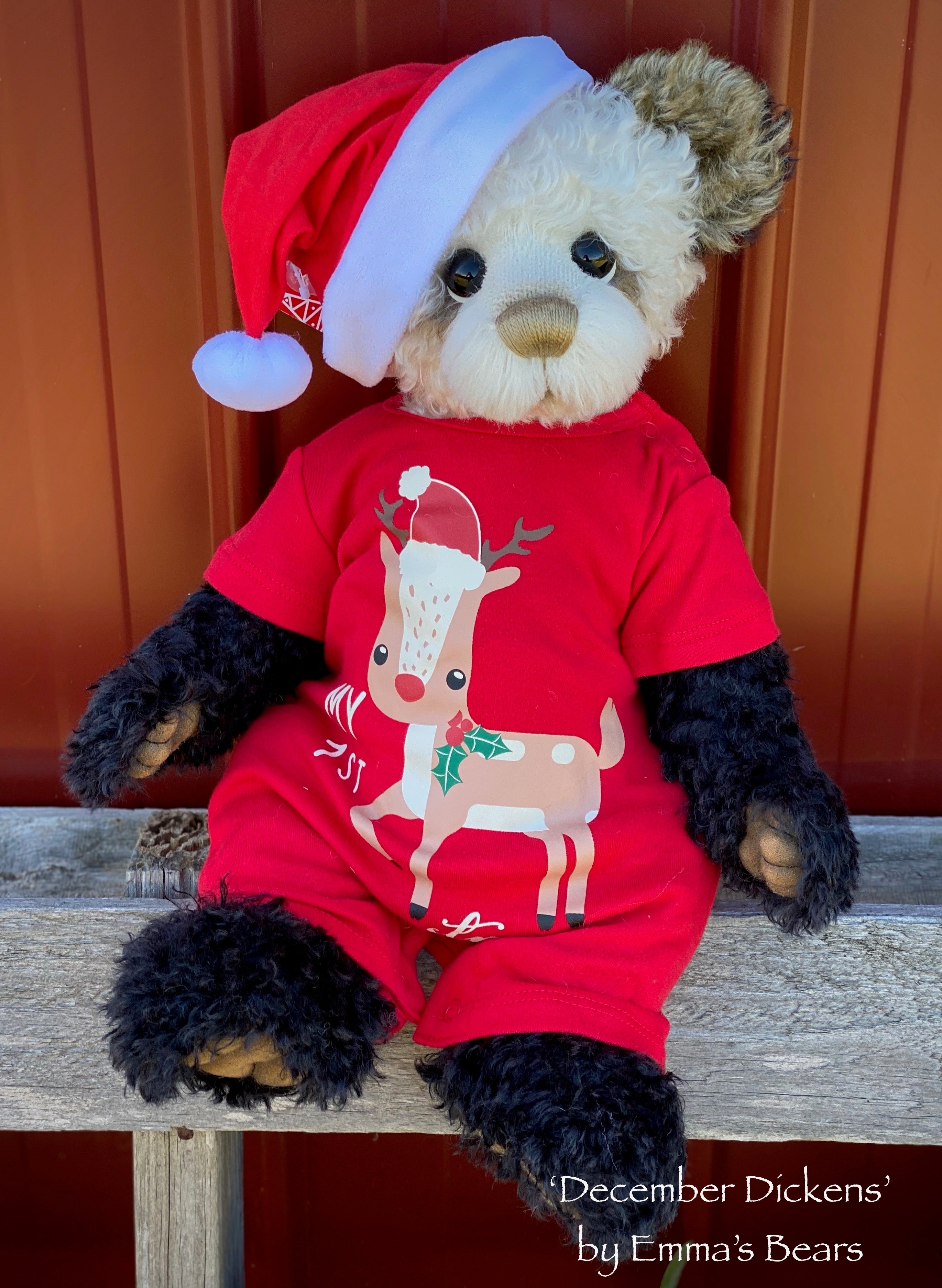 2020 stuffed christmas bear