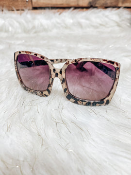 “On vacay” sunglasses