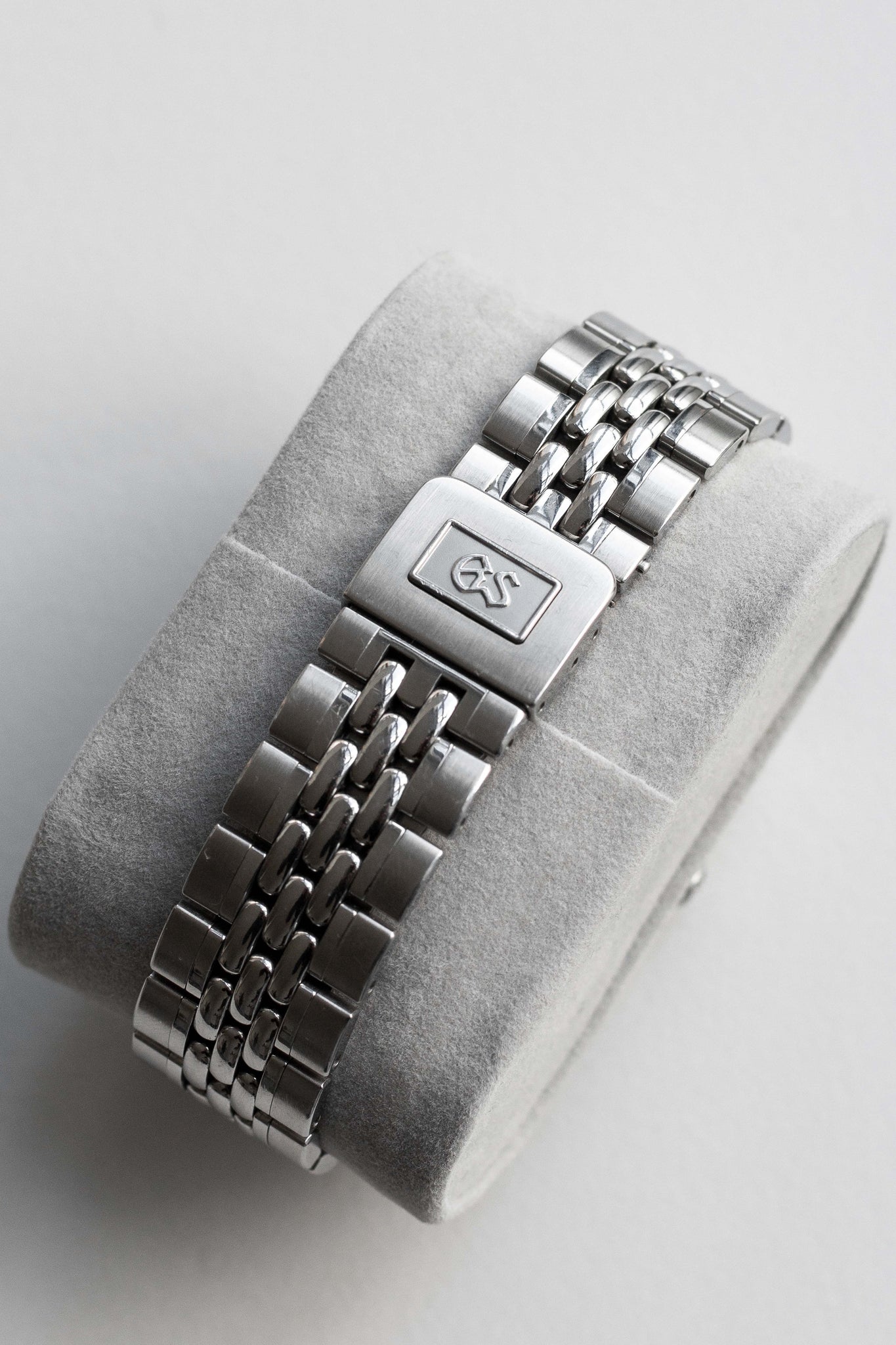Grand Seiko Quartz SBGT001 Ref. 9F83-9A00 1997 | Vintage & Pre-Owned Luxury  Watches – Wynn & Thayne